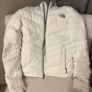 The North Face Women's Cream Puffer Jacket
